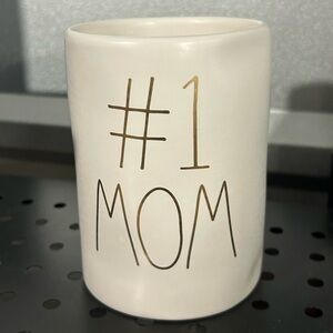 Rae Dunn #1 Mom Candle